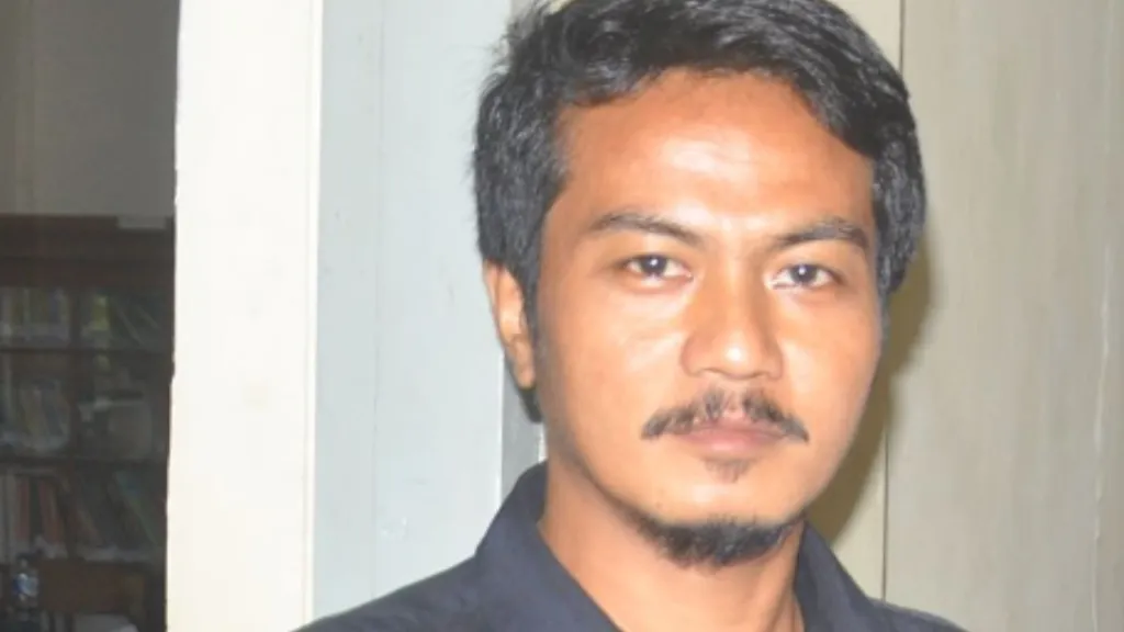 Di tengah gemuruh perang dan retaknya hegemoni global, Supratman menegaskan satu tesis tajam: konflik Iran vs Amerika–Israel bukan sekadar pertarungan militer, melainkan titik balik sejarah yang menandai runtuhnya dominasi lama dan lahirnya tatanan dunia baru. (Dok.Pribadi).